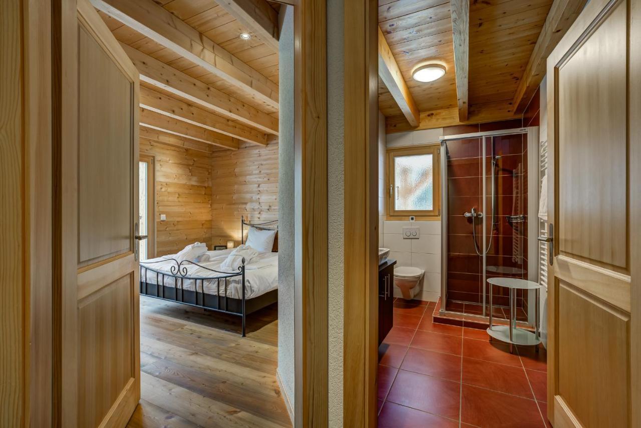 לה צומאז Chalet Flocon De Neige - Jacuzzi - Sauna מראה חיצוני תמונה